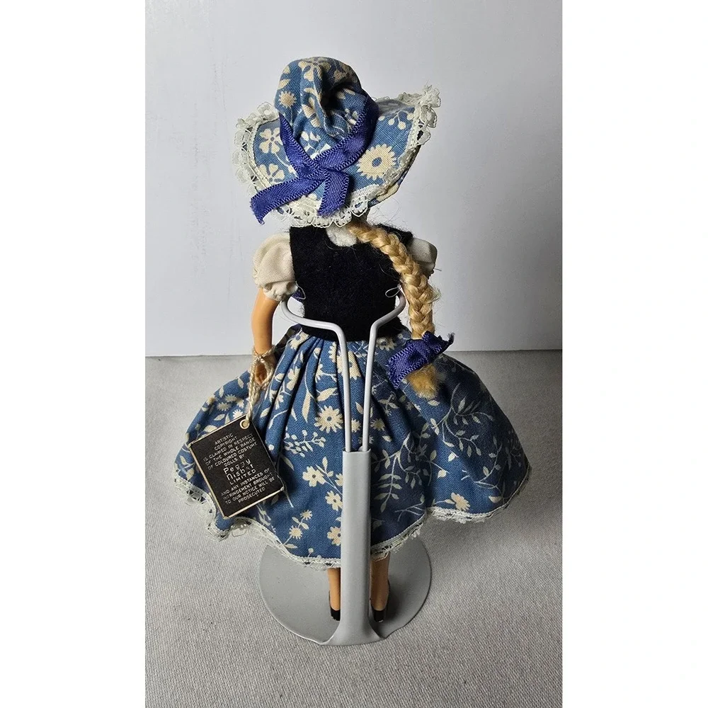 Peggy Nisbet Doll Girl From‎ Switzerland Costume N 107-8 Inches Tall